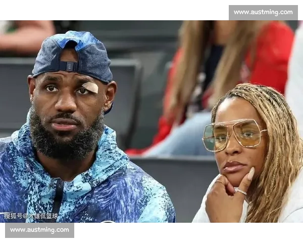 萨瓦娜劝老詹退役：家庭与篮球的终极博弈